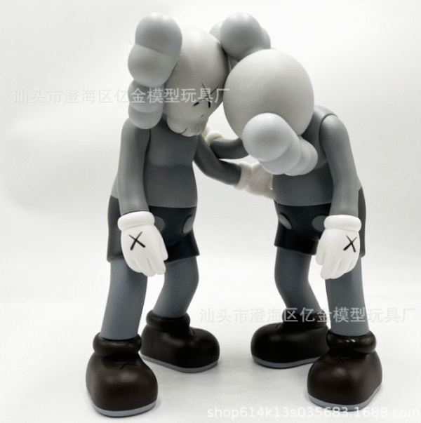 ⁦Kaws – Along the Way⁩ – תמונה ⁦2⁩